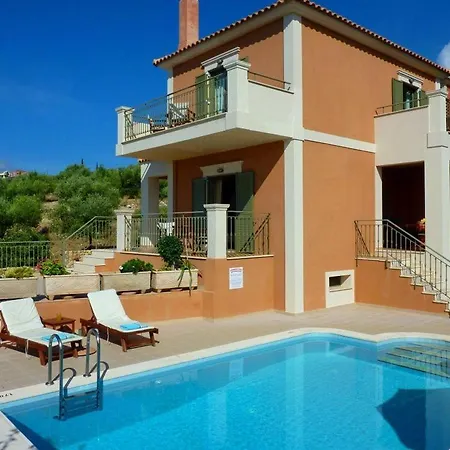 Lourdata Sleeps 4